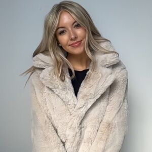 Steve Madden Snow Coat Beige NWT